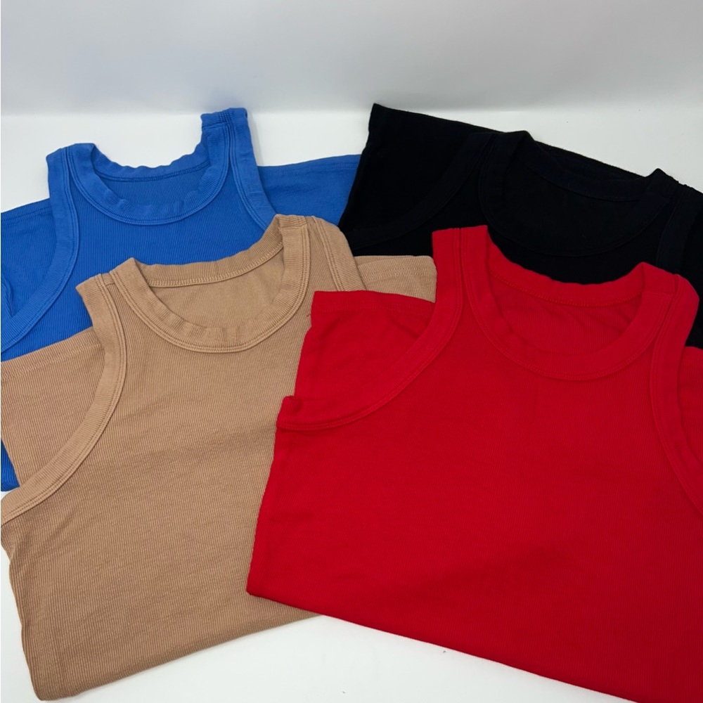 Super Comfortable Tanks NWOT